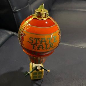 Hallmark Keepsake Wizard of Oz “Up, Up and Away